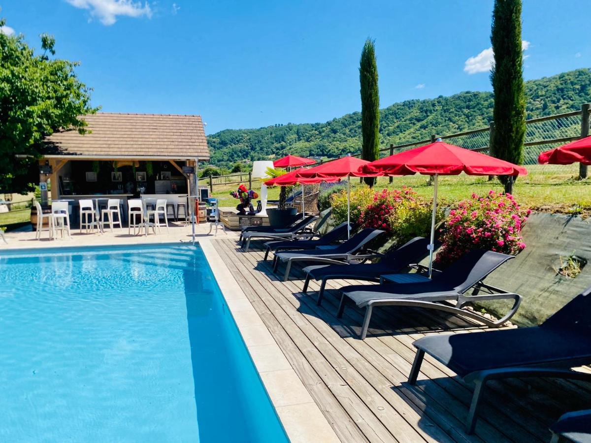 Hotel Domaine De Suzel Vignieu Esterno foto